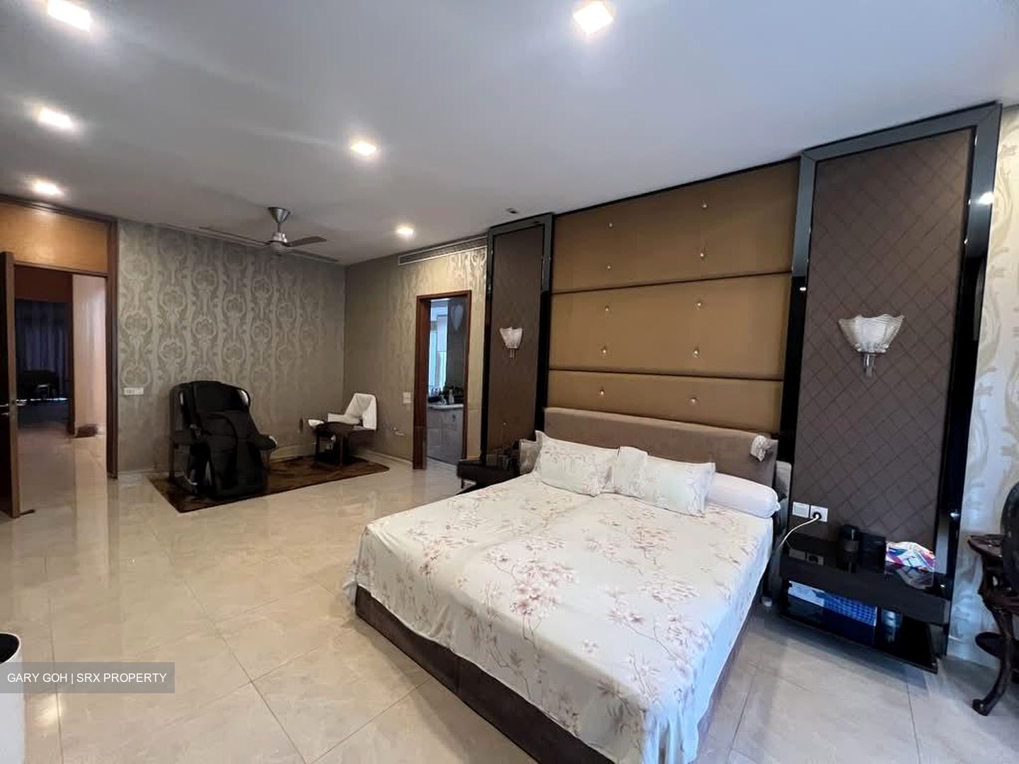 Gallop Park Road (D10), Detached #573711081